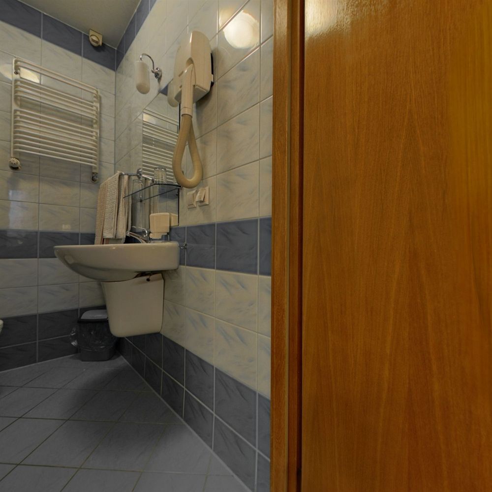Hotel Restauracja Podzamcze Szczecin Ngoại thất bức ảnh