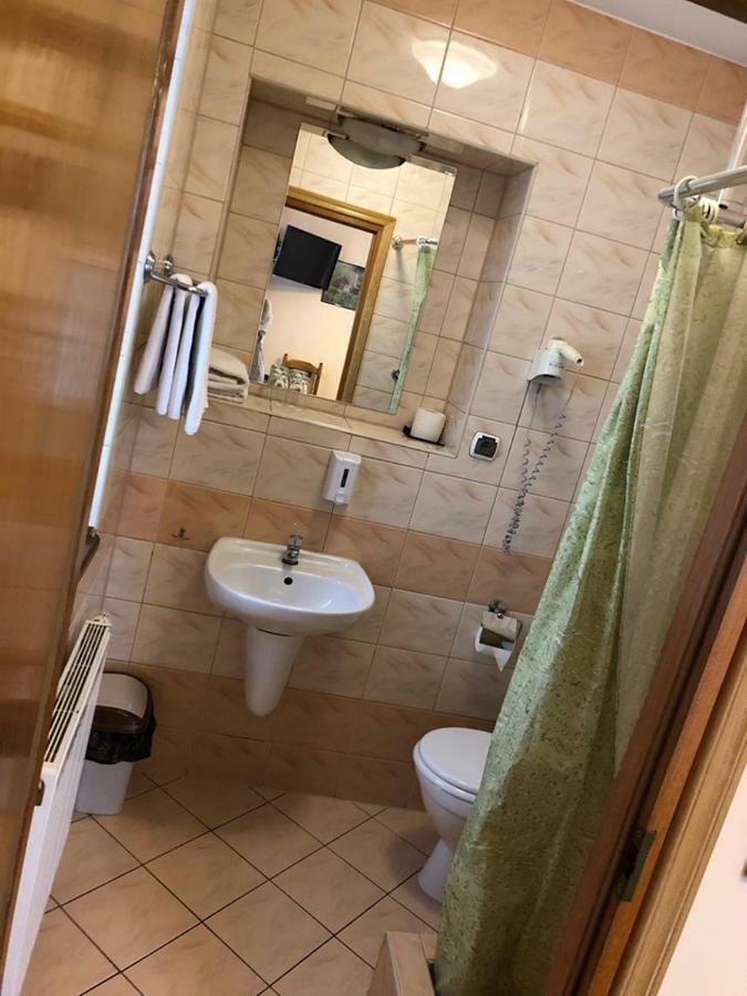 Hotel Restauracja Podzamcze Szczecin Ngoại thất bức ảnh